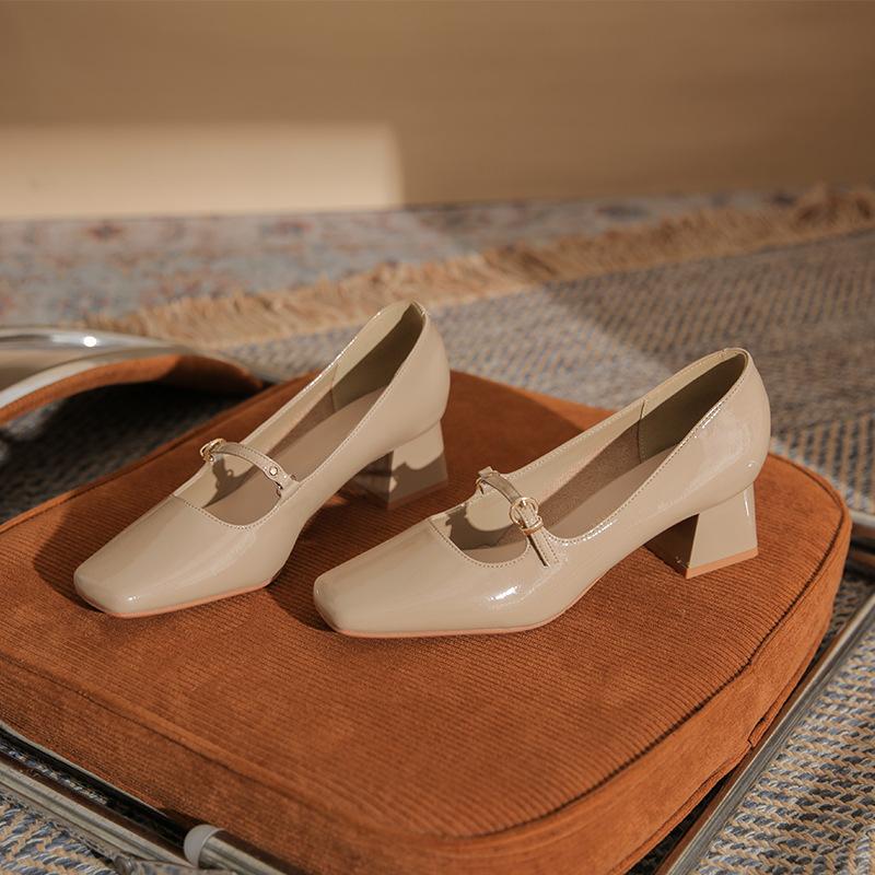 5885 Модный показ Толстый каблук Нишевый дизайн Женские туфли-лодочки Новое лето Мэри Джейн Серебристые Женские