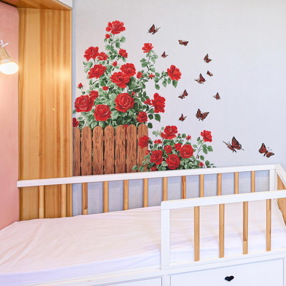 Забор для клумбы с розами и наклейки для украшения стен дома с порхающими бабочками
