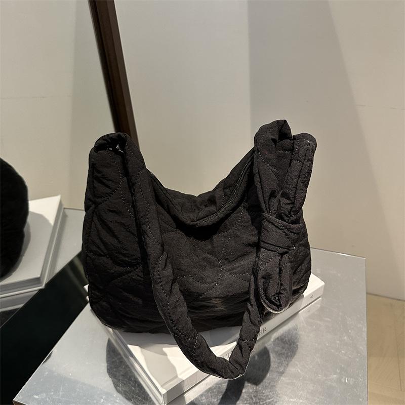 Large Capacity Autumn Winter Pleated Dumpling Shoulder Crossbody Bag