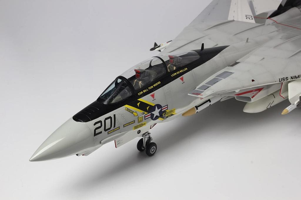 Масштабная авиационная серия Navy Tomcat Jolly Rogers Пластиковый набор Platz/Italeri 1/48 США. F-14A (1970-е годы VF-1, VF-2, VF-84) TPA-01