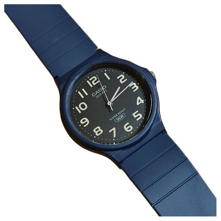 Casio Унисекс Стандартная Серия 38347мм Белые Часы MQ-24UC-2BJF MQ-24UC-2BJF