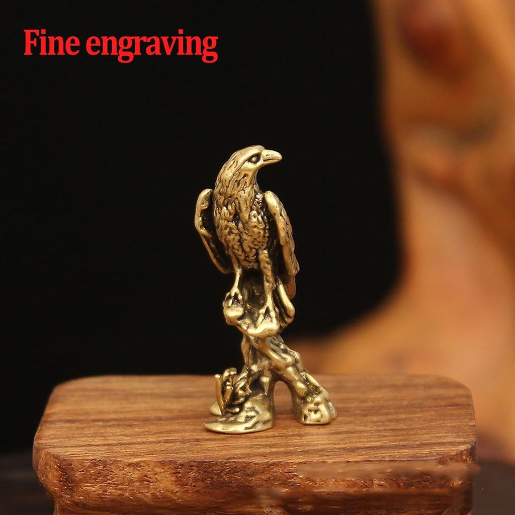 2 PCS Brass Eagle Bronze Carved-Brass Ornaments-Mini Animal Figurine-Gold Statues Home Decor-Tea Pet-Desk Decoration for Bookshelf Animal Paperweight