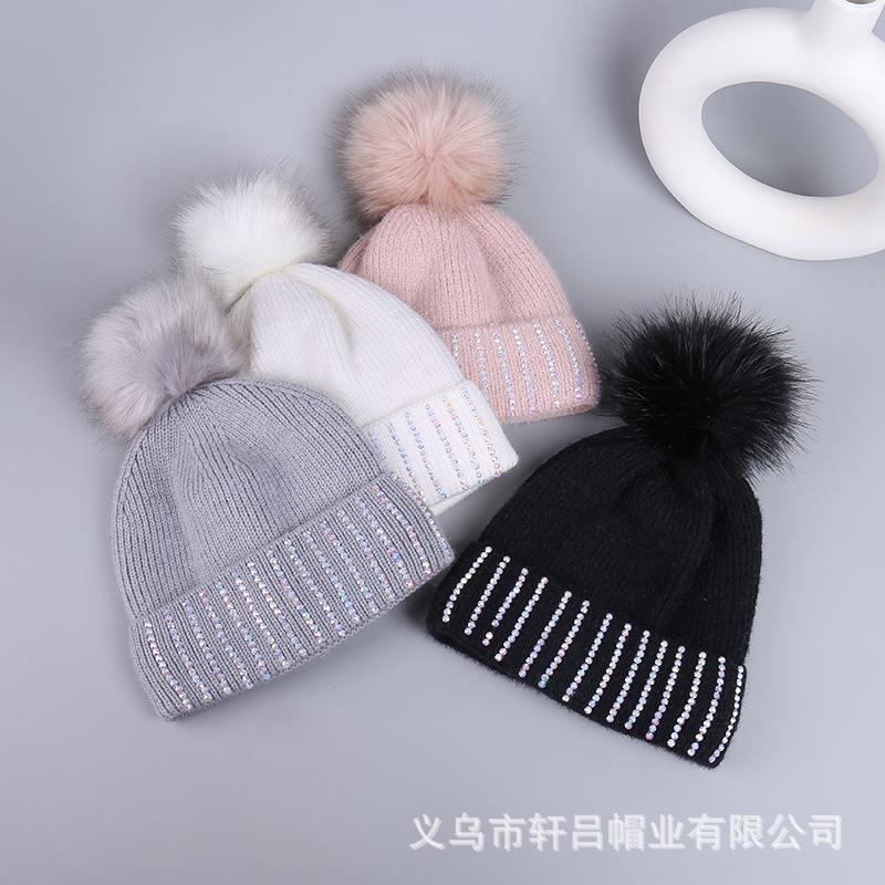 Autumn and winter rhinestone hairball knitted hat for men and women, piled and thickened cold-proof and warm wool hat, European and American outdoor p