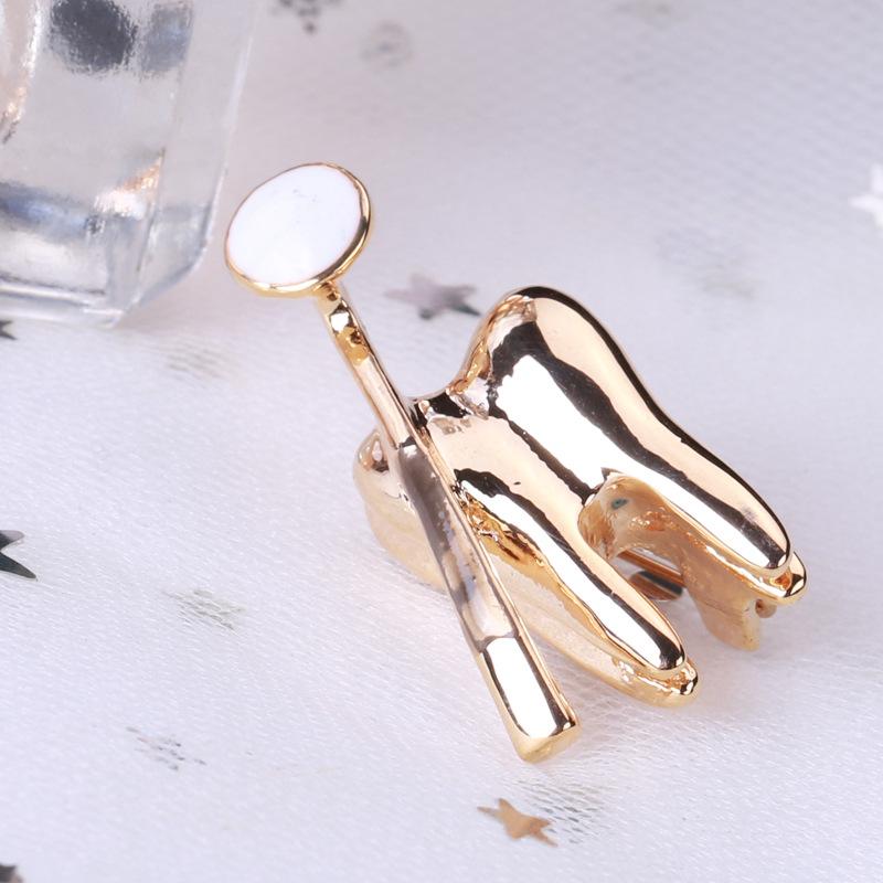 Gold Silver Dental Mirror Brooches Women Doctor Dentist Uniform Brooch Pins Fashion Jewelry Decoration