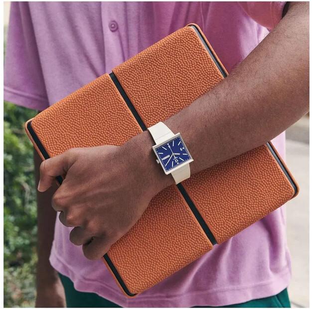 Часы Swatch SO34T700