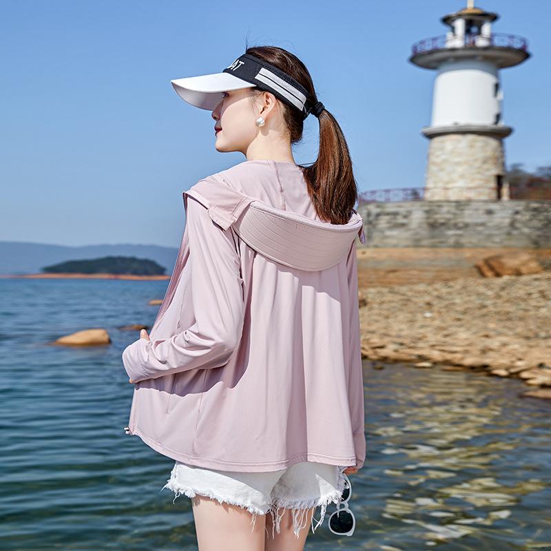 A Pair of Hair Ice Silk Sunscreen Clothes, Women's Summer New Breathable Sunscreen Clothes, Cycling Clothes, Large Brim Cardigan.