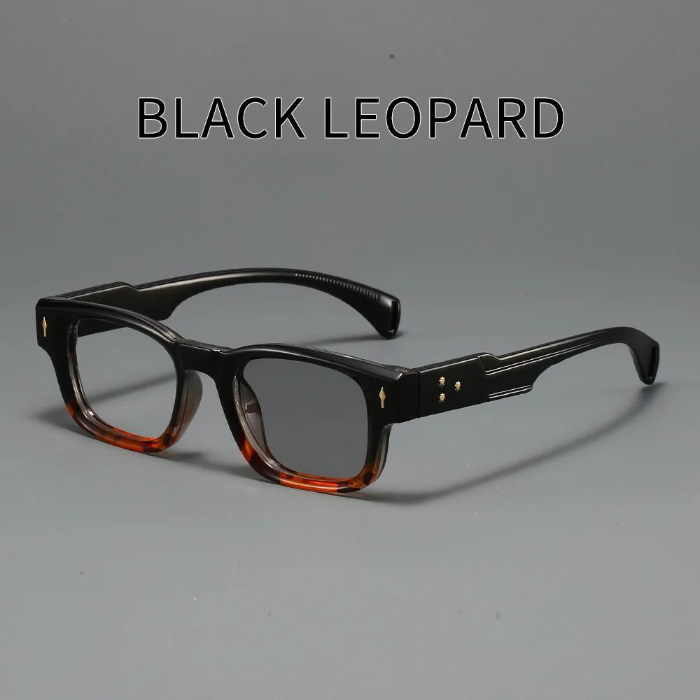 Мужские Женские Классические Квадратные Фотохромные Очки для Чтения Уличные Меняющие Цвет Защита от Синего Света Очки для Дальнозоркости Диоптрии до +4.0