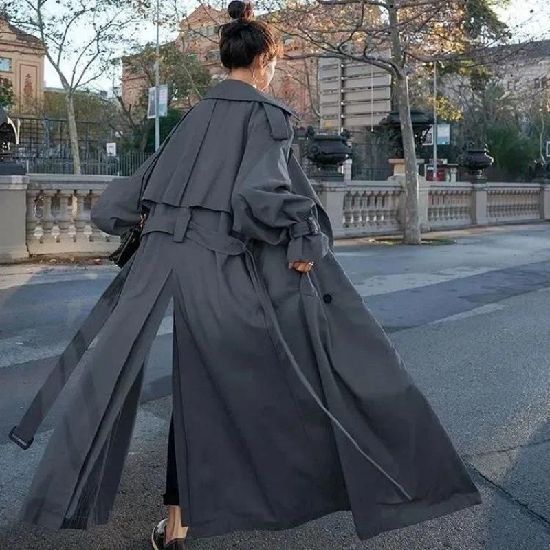 Женский тренчкот средней длины в британском стиле, весна/осень 2024 г., свободный корейский вариант, длина выше колена в студенческом стиле.