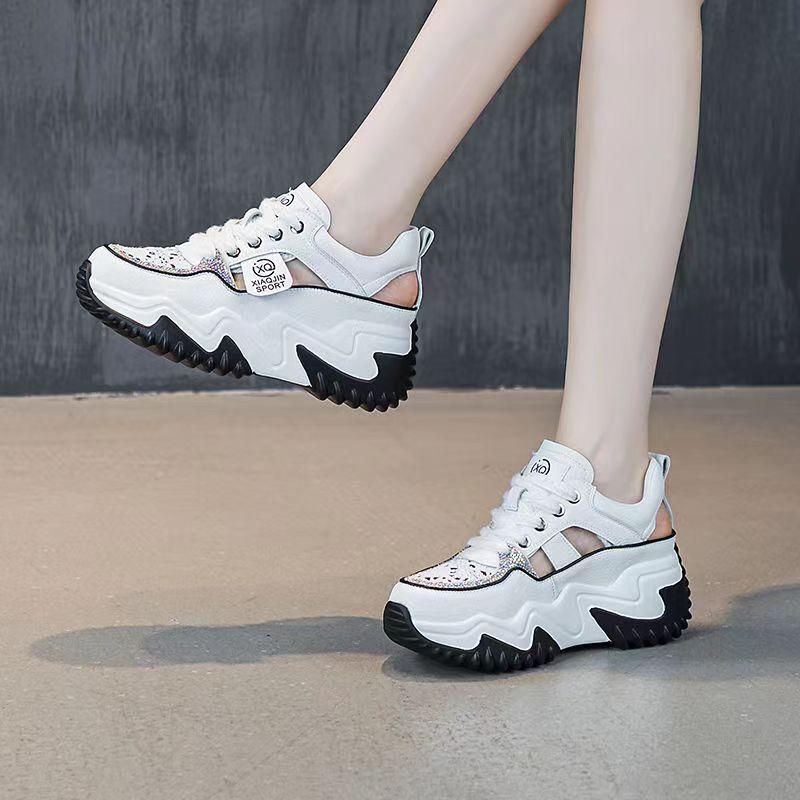 Туфли для папы со стразами, женские, с толстой подошвой, новинка 2025 года, для увеличения роста, повседневные спортивные белые туфли