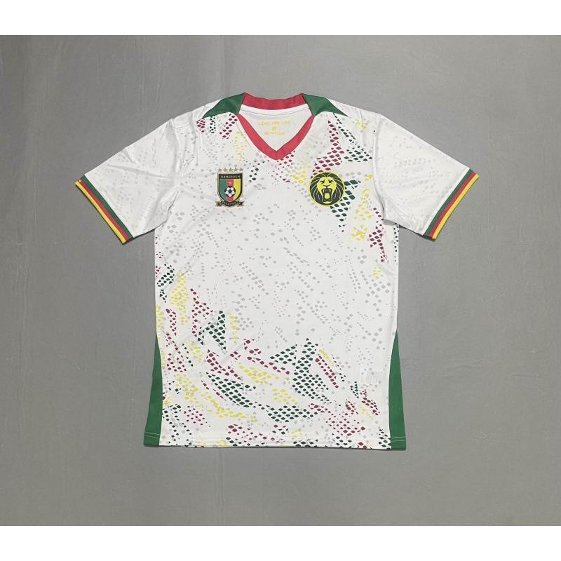 26 World Cup jerseys Paris Bayern Milan Real Madrid Leverkusen Barcelona Fiorentina Betis Lyon Ball