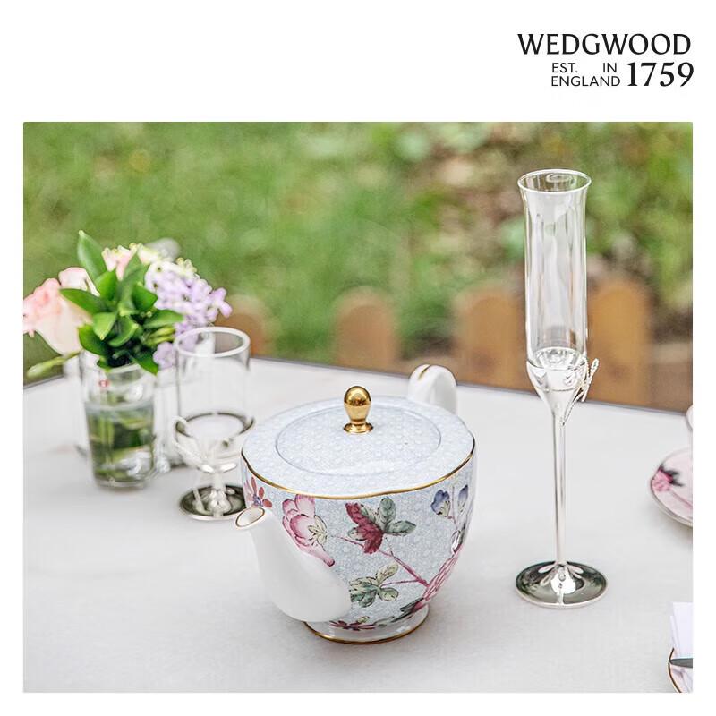 Wedgwood Чайный набор "Дуцзянь" с чайником, 2 чашками и 2 блюдцами