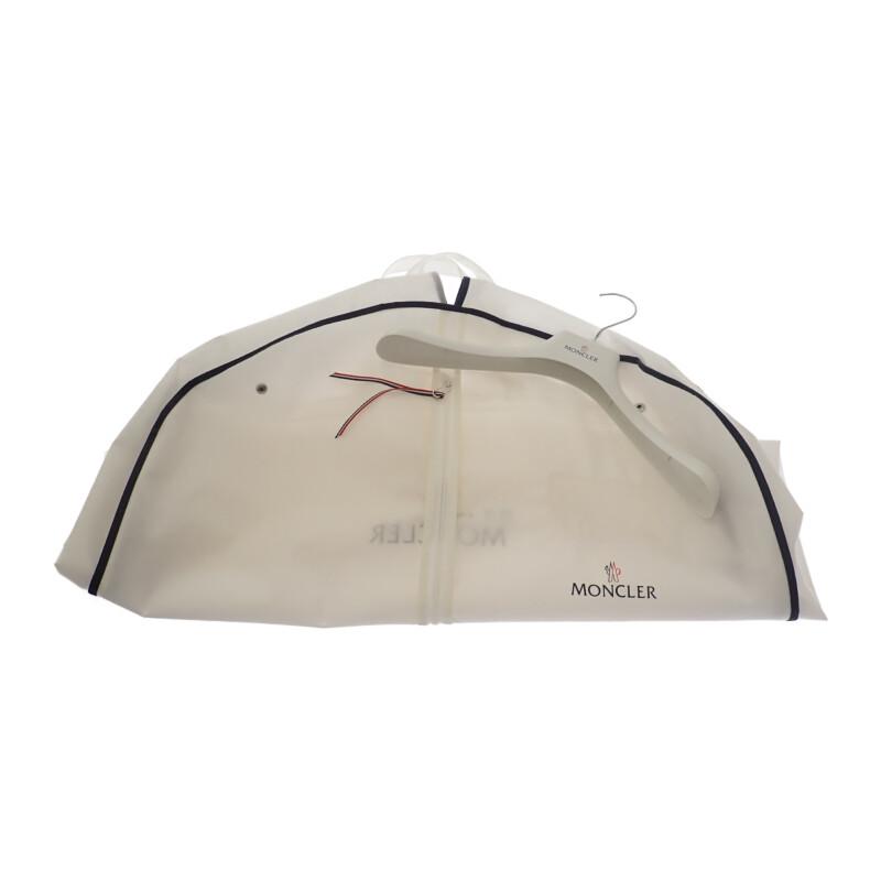 Moncler E20934987125 C0071 0 Пуховик черный полиэстер/хлопок Женский