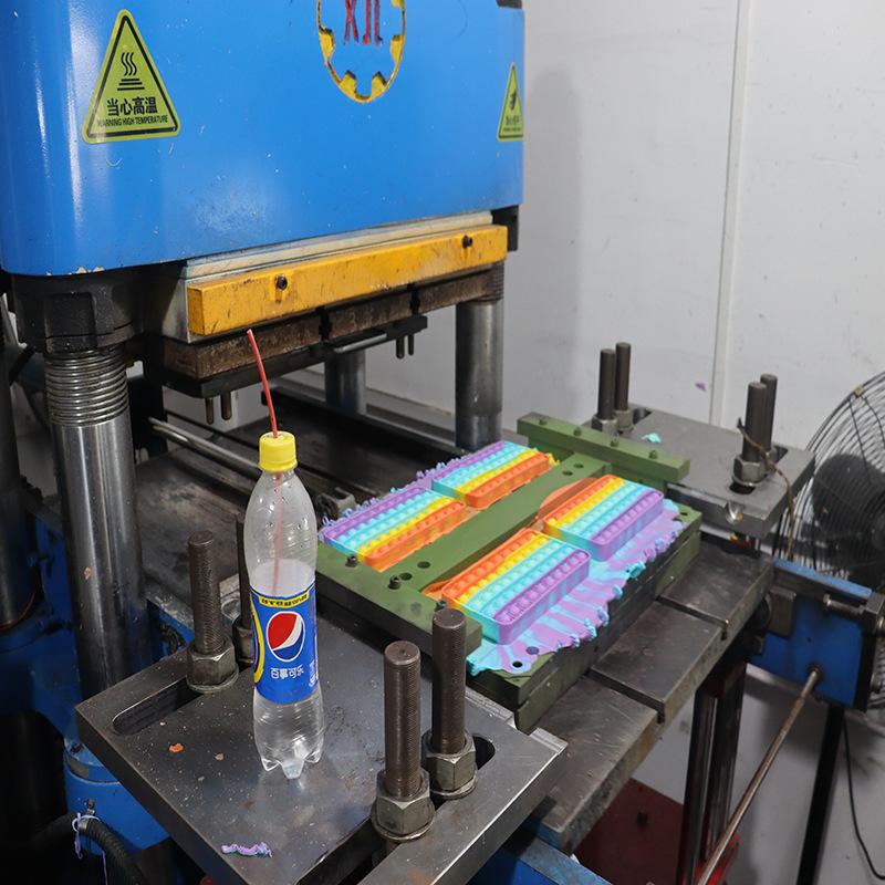 Новый силиконовый пенал с пузырьками Mouse Killer Pioneer декомпрессионная коробка для канцелярских принадлежностей сумка для школьного сезона