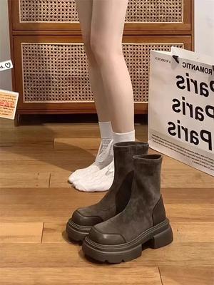 Ботильоны с круглым носком коричневого цвета на платформе женские короткие туфли на толстом каблуке ботильоны до щиколотки для женщин эластичная замша весна 2025 новая коллекция рок высокое качество