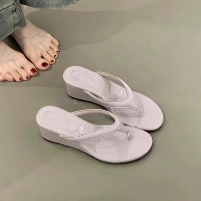 Шлепанцы летние новые темпераментные элегантные для улицы фиолетовые юбочные сандалии женские