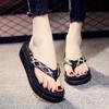 Fashion New Slippers Women's Sandals Flip-flops Fashion Cute Thick-soled Non-slip Beach Shoes Woman Slippers Zapatos De Mujer