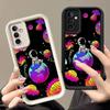 JT33 Астронавт летит в космосе с планетами Realme 14 15 Huawei Honor 70 90 Infinix Tecno itel Motorola Google Все модели Ангельские глазки Мягкий ТПУ Чехол для телефона