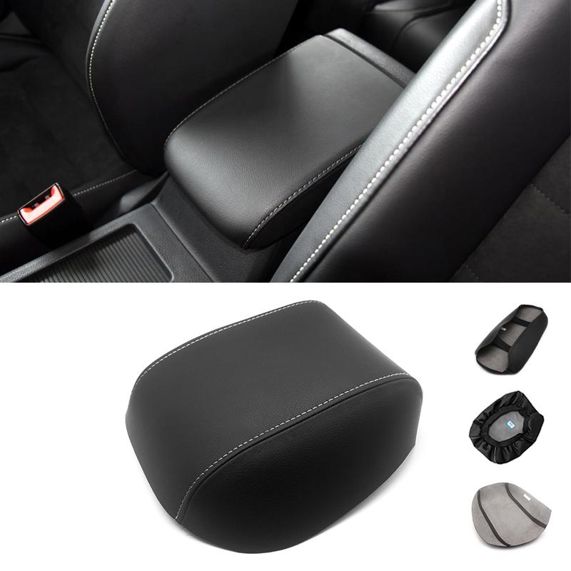 Мягкий кожаный чехол на подлокотник с углеродной текстурой для VW Golf 7 MK7 2014 2015 2016, центральный подлокотник автомобиля, накладка на кожный покров, наклейка, отделка