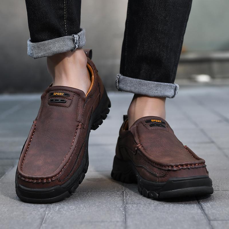 Fashion 2025 New Vintage Handmade Stitched Outdoor Men's Casual Shoes Size 38-48 Genuine Leather Breathable Anti-Slip Hiking Shoes