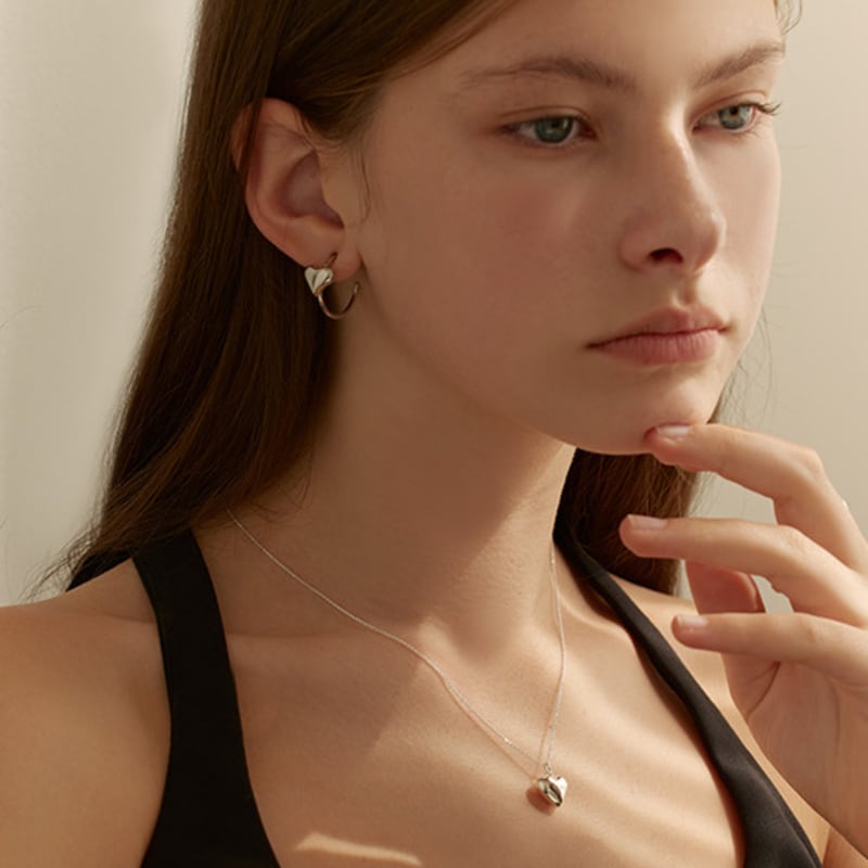 Lewe Volume heart hoop earring