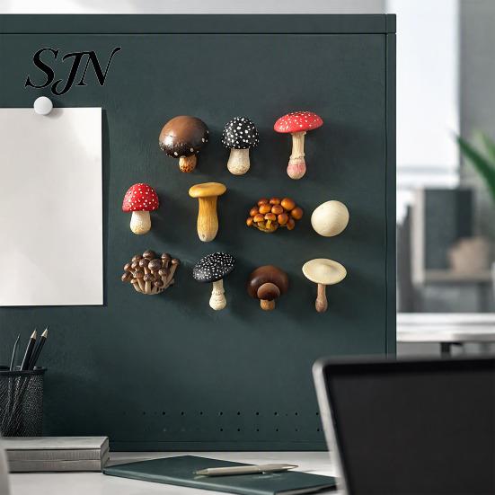 Nature Inspired Magnet 3D Mushroom Refrigerator Magnet, Resin Fake Decorative Realistic Magnets Photo Notes Holder for Whiteboard Cabinet Kitchen