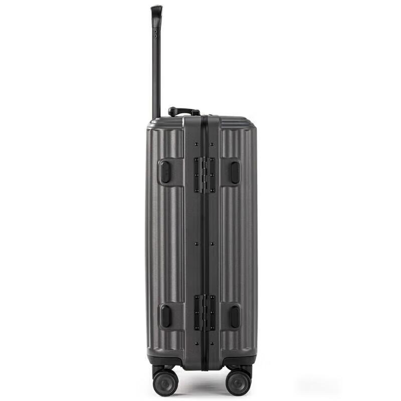 Diplomat Unisex 24-inch Smart Lock Luggage