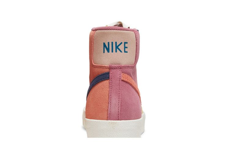 Nike Blazer Mid 77 Desert Berry