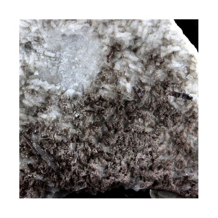 Allanite, Dolomite 363.8 carats