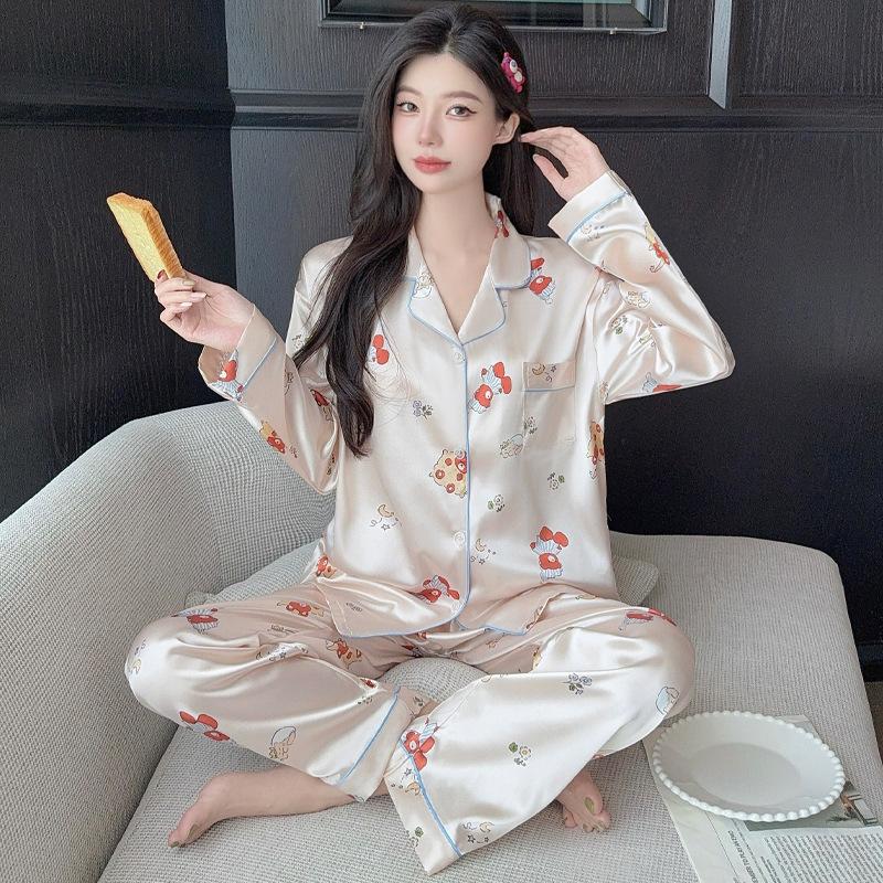 Good night bear ice silk pajamas women's spring and autumn new long-sleeved cartoon girl high-end loungewear set