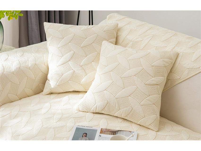 Cotton Quilted Non-Slip Leaf Sofa Cushion for All Seasons