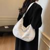 Простая сумка 2025 новая сумка для поездок на работу большой вместимости женская сумка через плечо вельветовая японская повседневная мода сумка через плечо