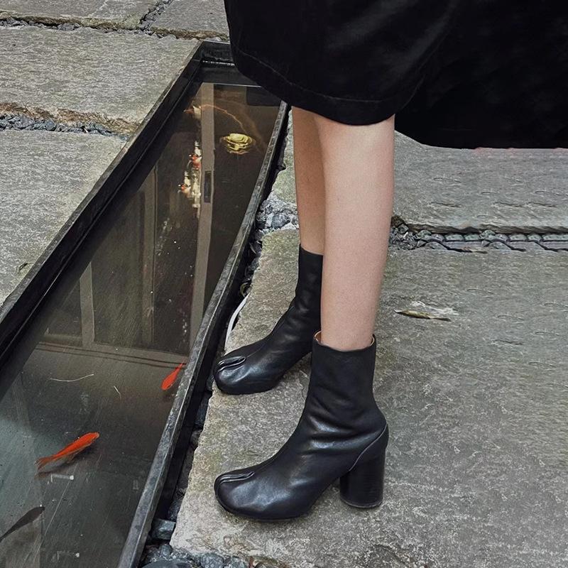 Модные Роскошные Дизайнерские Ботильоны Таби с Раздельным Носком Женские из Натуральной Кожи на Массивном Высоком Каблуке Короткие Ботинки 2025 Весенне-Осенняя Обувь