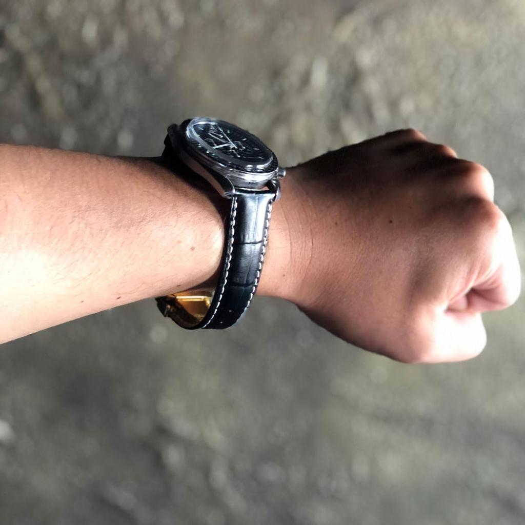 Watch Strap Watch Band 23mm 24mm 22mm 21mm 20mm 19mm 18mm Genuine Leather Watch Band Replacement Strap D Buckle Waterproof Sweatproof Watch Leather