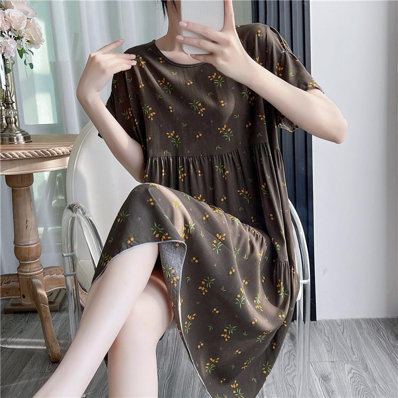 Cotton and silk nightgown women's summer thin short-sleeved cartoon printed pajamas can be worn outside long large size loose knee pajamas