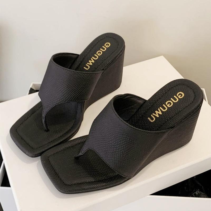 Fashion Novelty Designer Clip Toe Women's Slippers Fashion High Heel Wedge Platform Sandals Summer Comfort Flip Flops Sandalias De Mujer