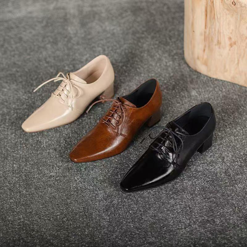 Весна 2025 новые повседневные туфли на шнуровке женские на толстом высоком каблуке с квадратным носком с глубоким вырезом модные универсальные маленькие кожаные туфли