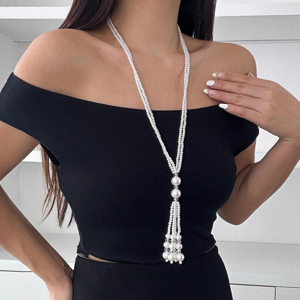 Ожерелье с кисточками из жемчуга в европейском и американском стиле: Элегантная длинная цепочка на ключицу с бусинами и кристаллами