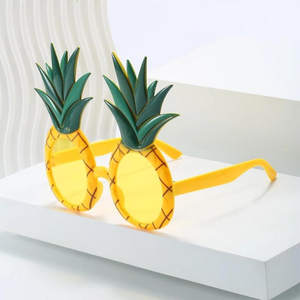 Fruit Design Funny Pineapple Sunglasses Trendy Beach Photo Glasses for Women & Men
