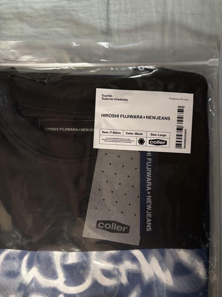 [ИСПОЛЬЗОВАННЫЙ] L NewJeans × Футболка Hiroshi Fujiwara ver.3