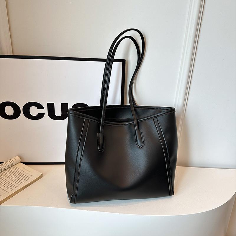 Stylish Retro Large Capacity Tote Bag For Women Ideal For Daily Commuting In White Brown Black And Khaki