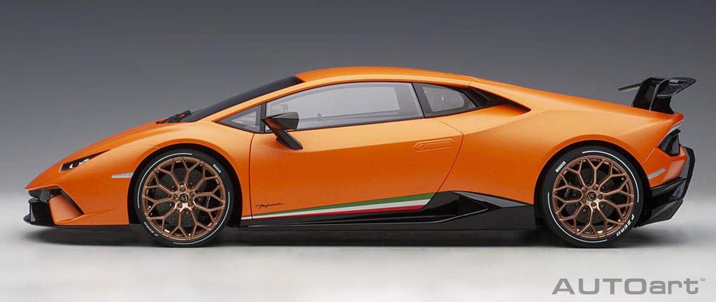 AUTOart Lamborghini Huracan Performante матовый оранжевый готовый продукт 1/12