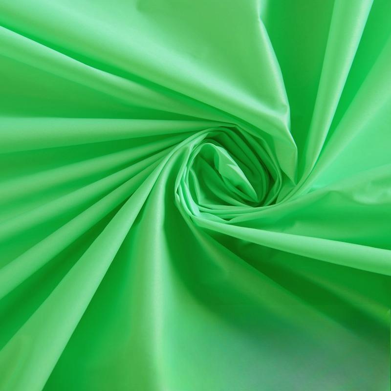 100/300/500 410T Водонепроницаемая ткань из нейлоновой пряжи для пуховика Детской одежды Шитье Легкая 20D Ткань без мембраны