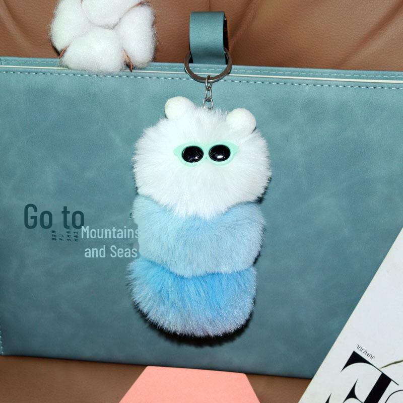 Мягкая подвеска в виде гусеницы — студенческий сувенир с имитацией меха кролика