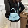 Elegant Retro Aesthetic Womens Shoulder Bag Trendy Casual Handbag For Daily Use