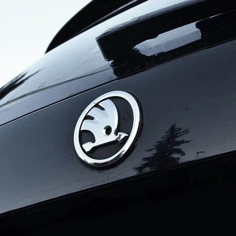 Car Sticker Skoda 2026 Hot 2pcs 80mm/90mm 3D Car Emblem Badge Hood Front Rear Trunk Logo For Skoda Fabia 1 2 Octavia a7 RS Super