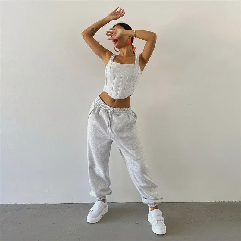 Женский комплект из трех предметов осень/зима 2024 г.: Толстовка с капюшоном, блузка с подтяжками и брюки на талии, европейский и американский стиль