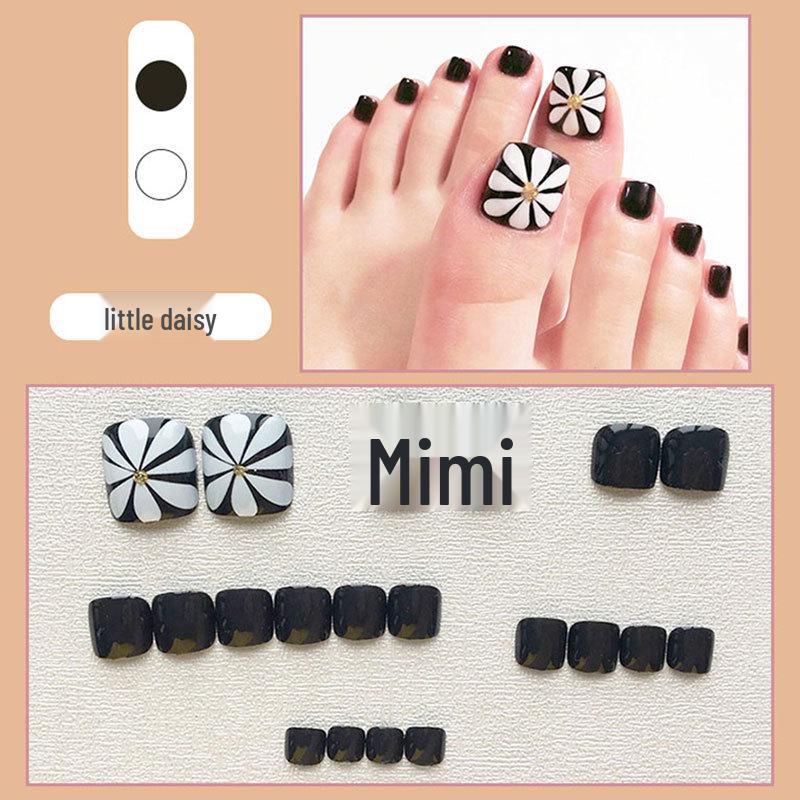 Press-On Toenail Art: Finished Nail Pieces and Wearable Patches