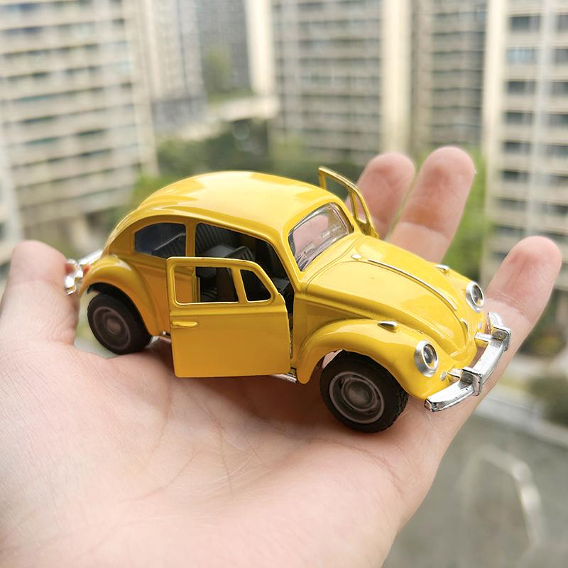 1:36 Металлических Винтажных Литых Моделей Автомобилей BEETLES Классическая Модель Машинки с Инерционным Механизмом Миниатюрная Копия Транспортного Средства Для Коллекции Подарок