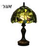 Retro Style Entrance Lamp Green Stained Glass Desk Lamp, Hand-Carved Resin Base Vintage Tiffany Atmospheric Decor Table Light for Bedroom Study