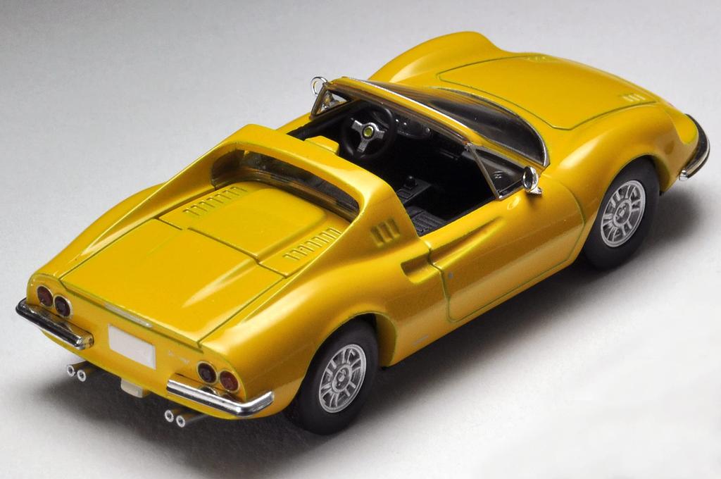 TOMYTEC Tomica Limited Vintage LV Dino 246 GTS Yellow 1/64 (Finished Model)
